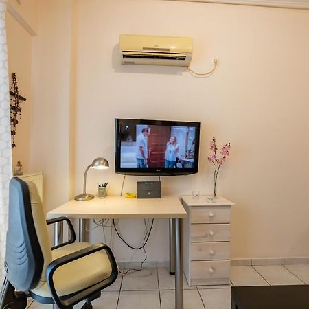 Flat In Excellent Location With Private Parking Apartment Atena Exterior foto