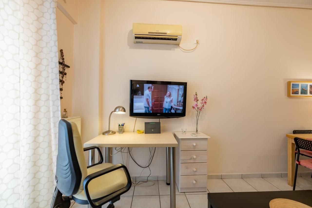 Flat In Excellent Location With Private Parking Apartment Atena Exterior foto