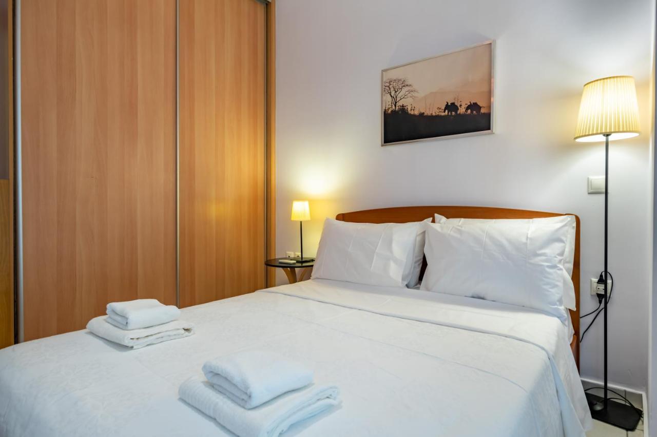 Flat In Excellent Location With Private Parking Apartment Atena Exterior foto